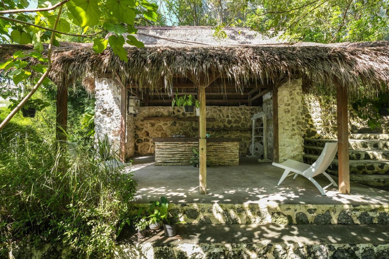 Hotel Salty Breeze Bali Ungasan Exterior foto