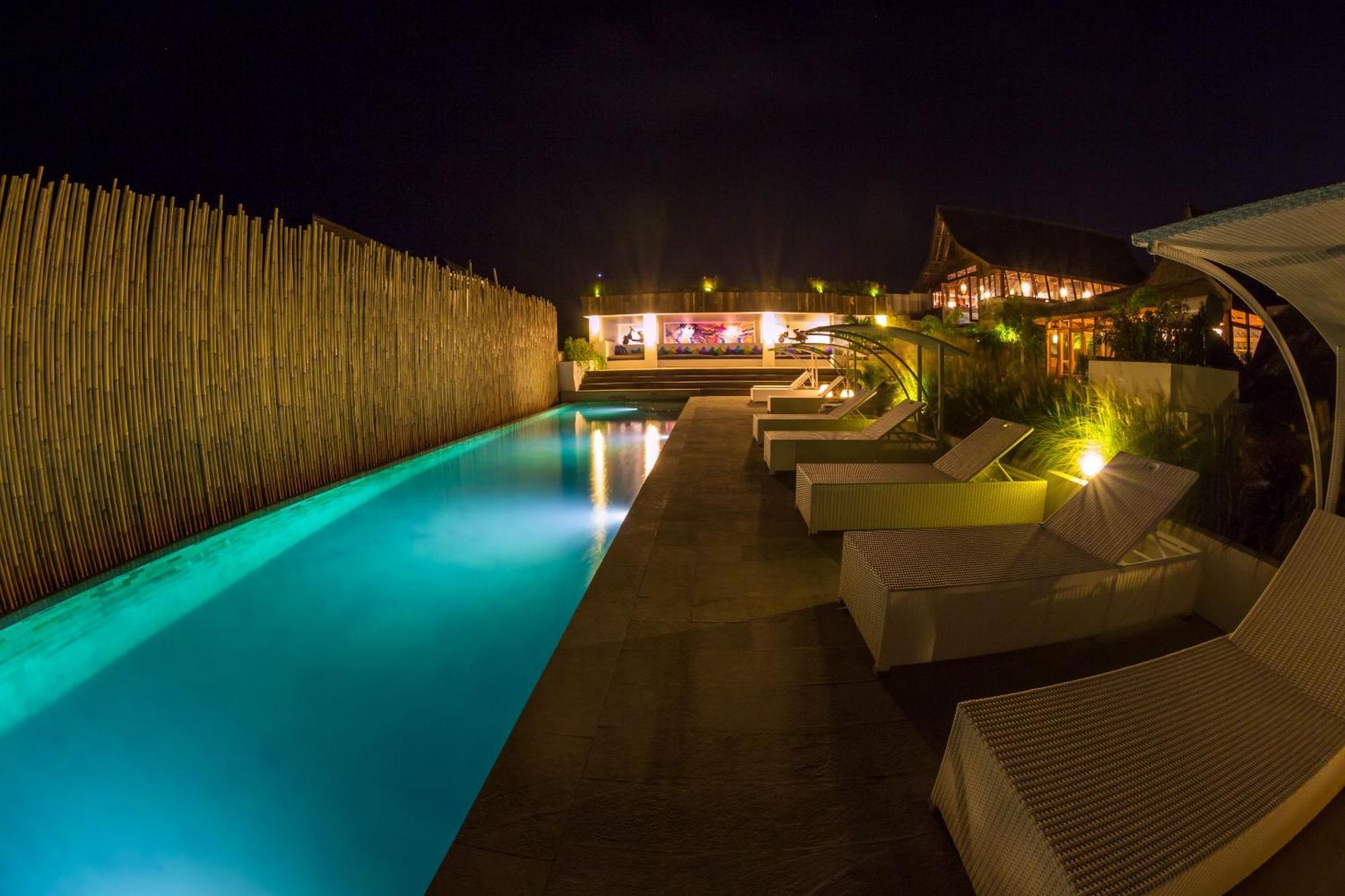 Hotel Salty Breeze Bali Ungasan Exterior foto